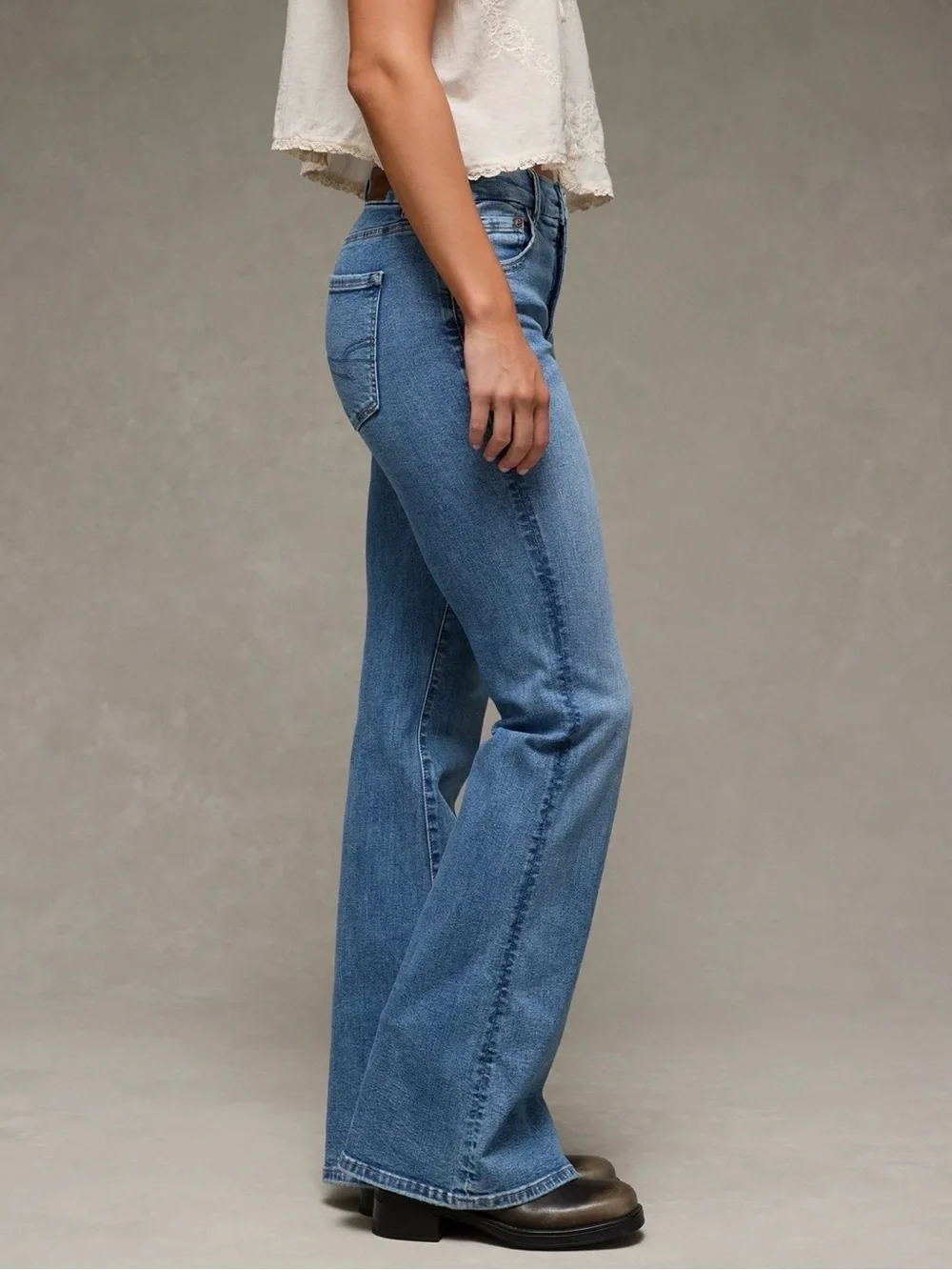 NWOT American Eagle AE Super High-Waisted Flare Jean